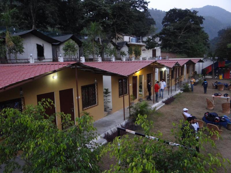 Elephant Brook Resort Ришикеш Экстерьер фото